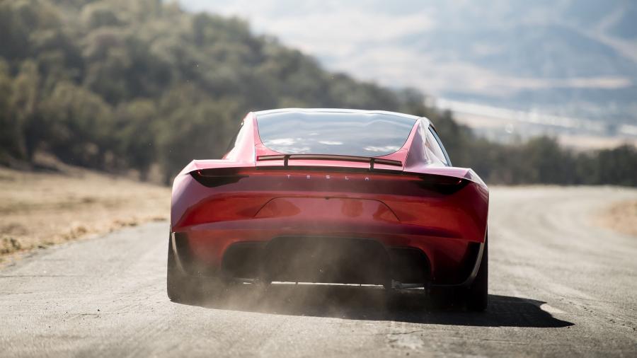  Tesla Roadster 2018 года  (фото 8 из 14)